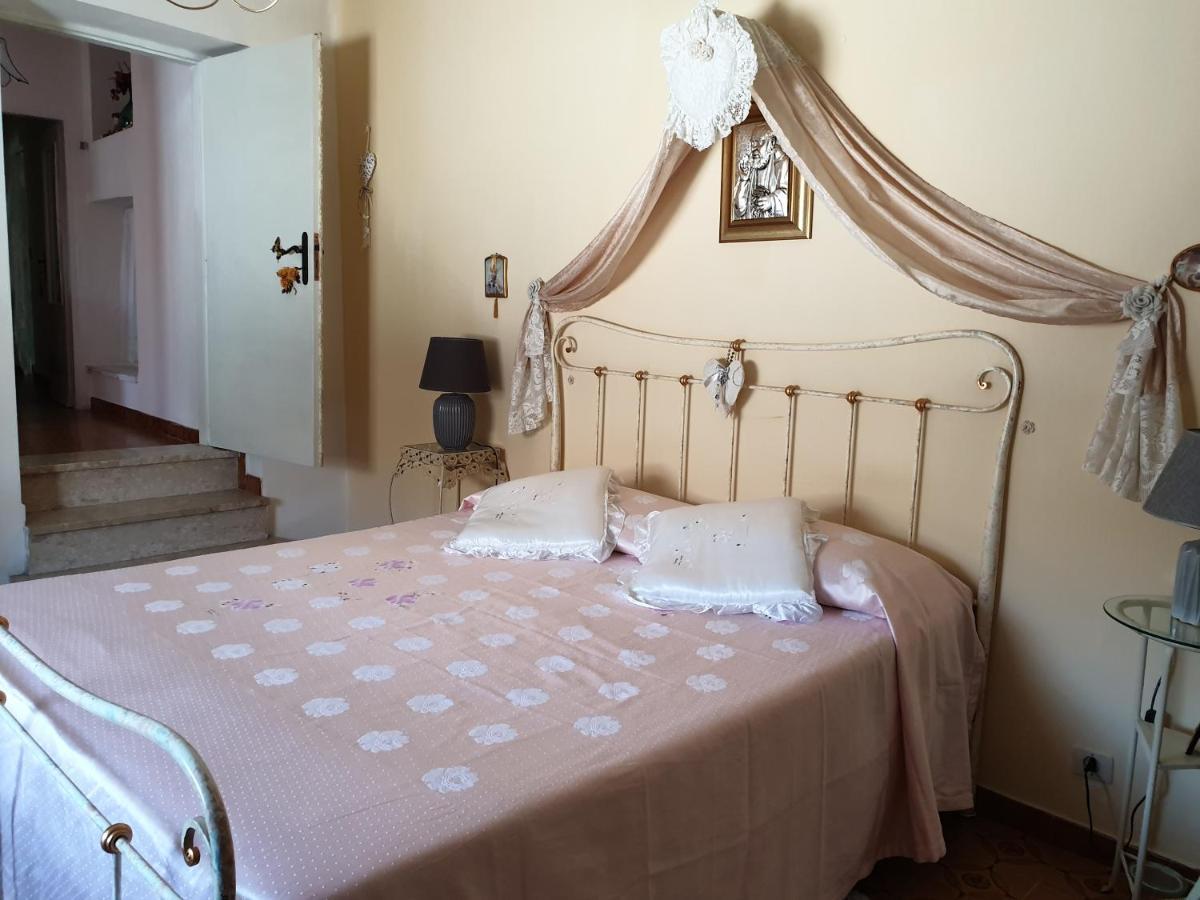Villa Casa Di Mamma Rosa Castelnuovo Parano Exterior foto